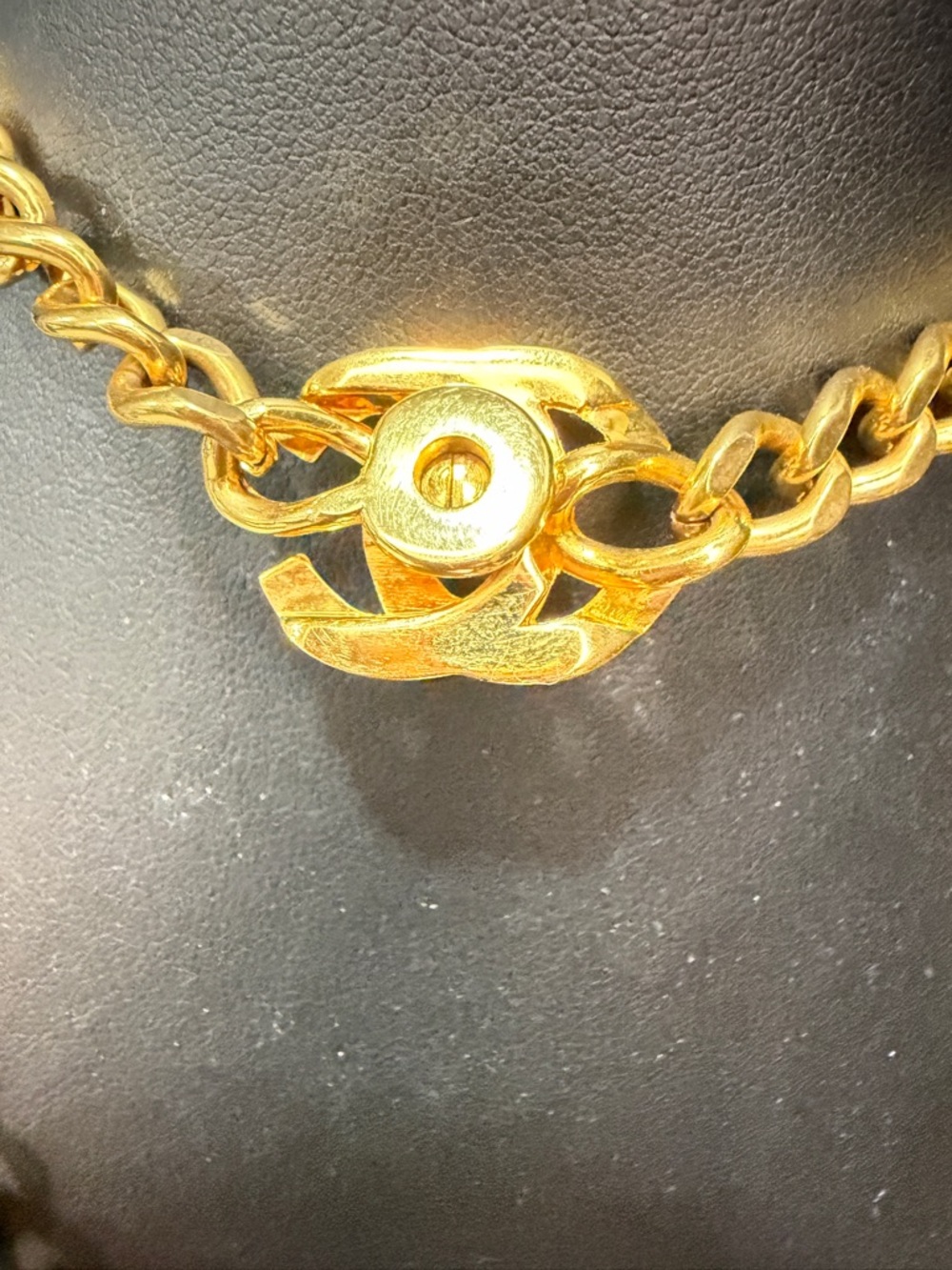 CHANEL Double Turnlock Charm Gold Chain Necklace 97P - Picture 6 of 8